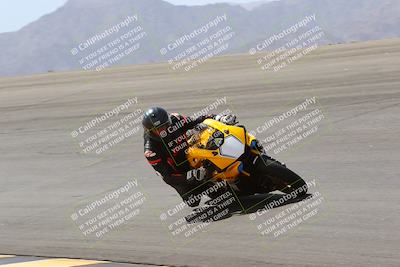 media/Apr-10-2022-SoCal Trackdays (Sun) [[f104b12566]]/Bowl (11am)/